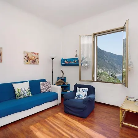 Lardarina Villa